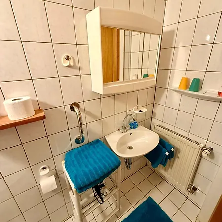 Апартаменты Bayerischer Wald - Mit Kueche, Parkplatz, Wlan & 24h Checkin Waffenbrunn